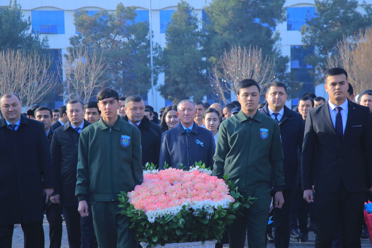 O‘zbekiston Respublikasi Qurolli Kuchlari tashkil etilganining 34 yilligi va Vatan himoyachilari kuni katta tantana bilan nishonlanilmoqda