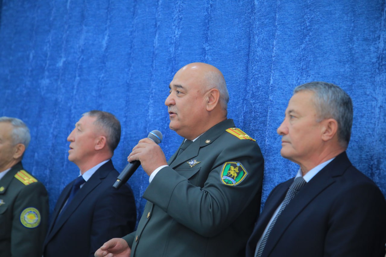 QIZG‘IN DAVOM ETAYOTGAN TADBIRDA SAMIMIY TABRIKLAR YANGRADI