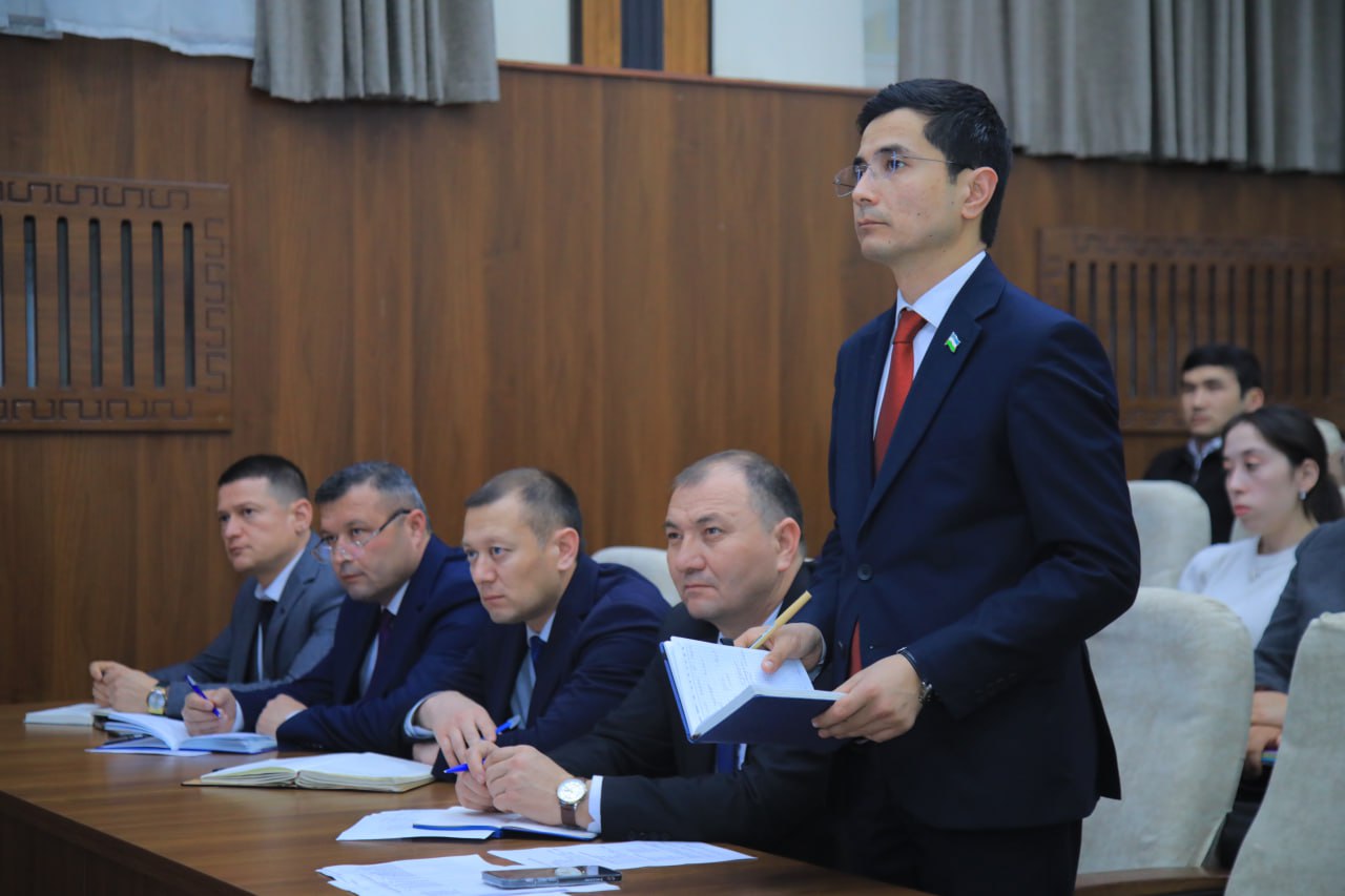 Rektor va bitiruvchi yoshlar uchrashuvi bo‘lib o‘tdi