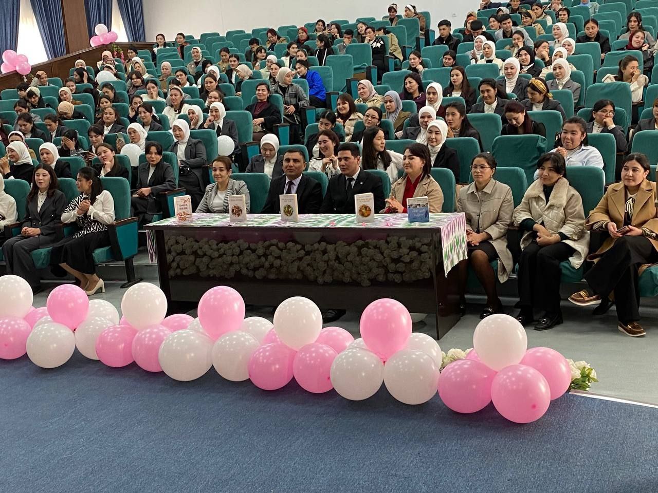 "Bahor tafti Zulfiyaxonim yodi bilan" nomli tadbir tashkil etildi.