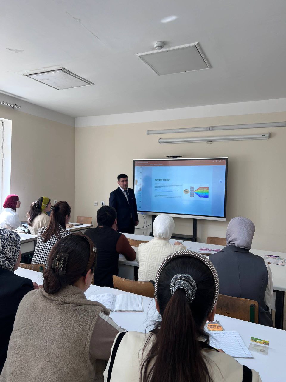 Elektromagnit toʻlqinlarning modda bilan oʻzaro taʼsir