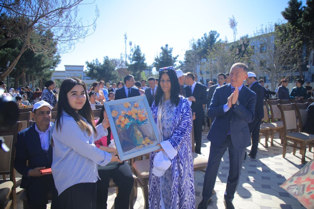 Namangan davlat pedagogika institutida "Navroʻzni ulugʻlash insonni ulugʻlashdir!" shiori ostida  Navroʻz sayli ko‘tarinki kayfiyatda tashkil etildi