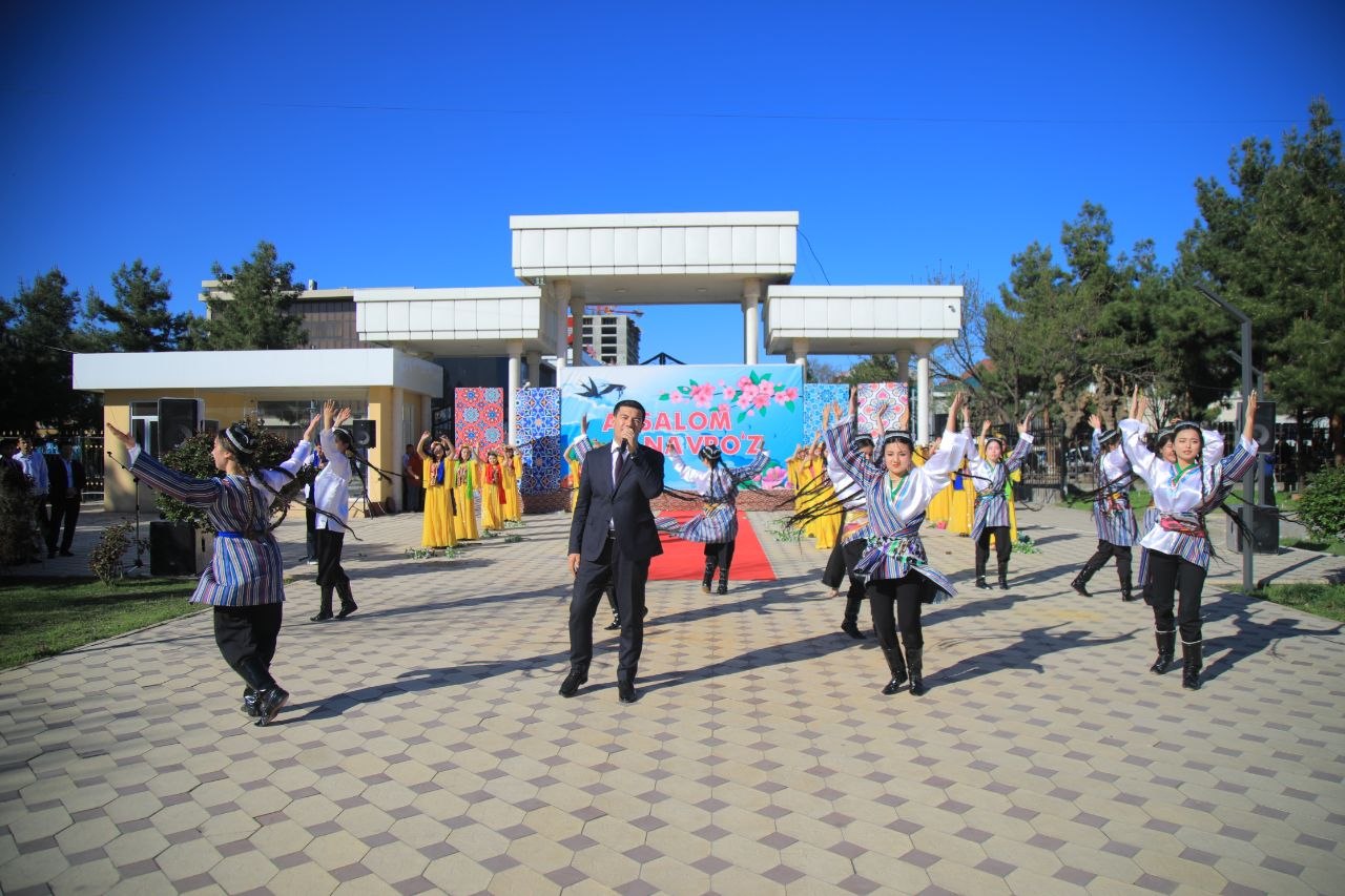 Hindistonning O‘zbekiston Respublikasidagi Favqulodda va Muxtor Elchisi Ms. Smita Pant boshchiligidagi delegatsiyaning Namangan davlat pedagogika institutiga tashrif buyurdi