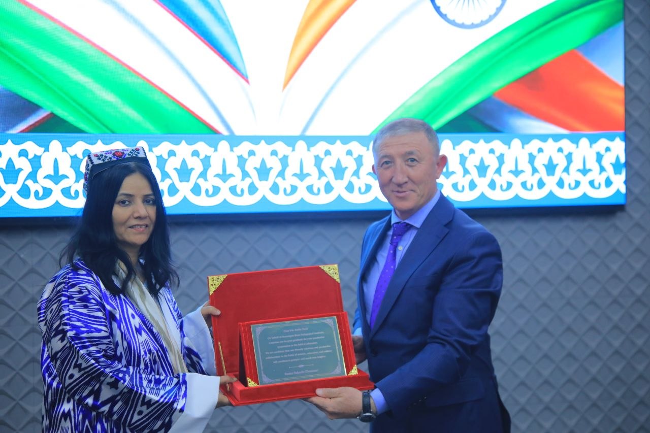 Hindistonning O‘zbekiston Respublikasidagi Favqulodda va Muxtor Elchisi Ms. Smita Pant boshchiligidagi delegatsiyaning Namangan davlat pedagogika institutiga tashrif buyurdi