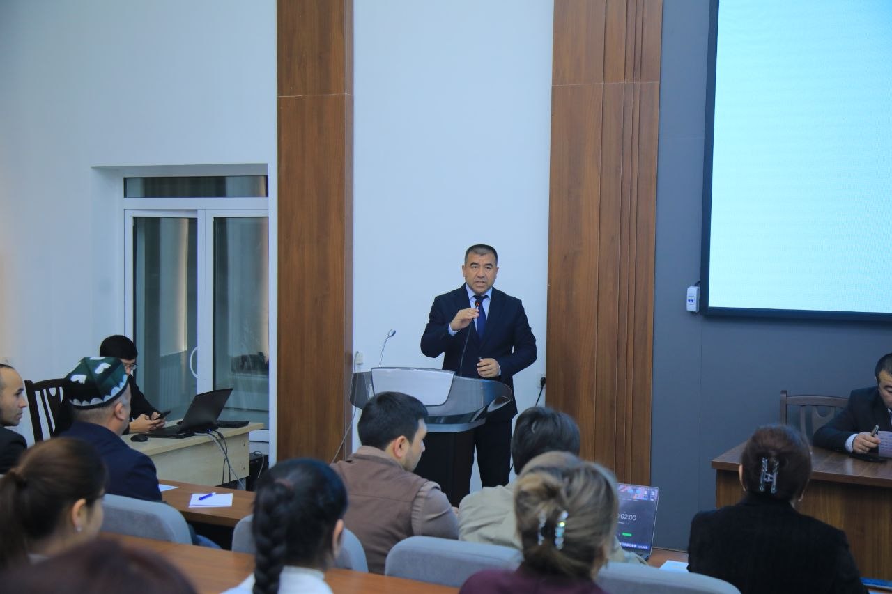 “Bugungi bitiruvchi – ertangi jamiyat yetakchisi!” mavzusida ochiq muloqot tashkil etildi.