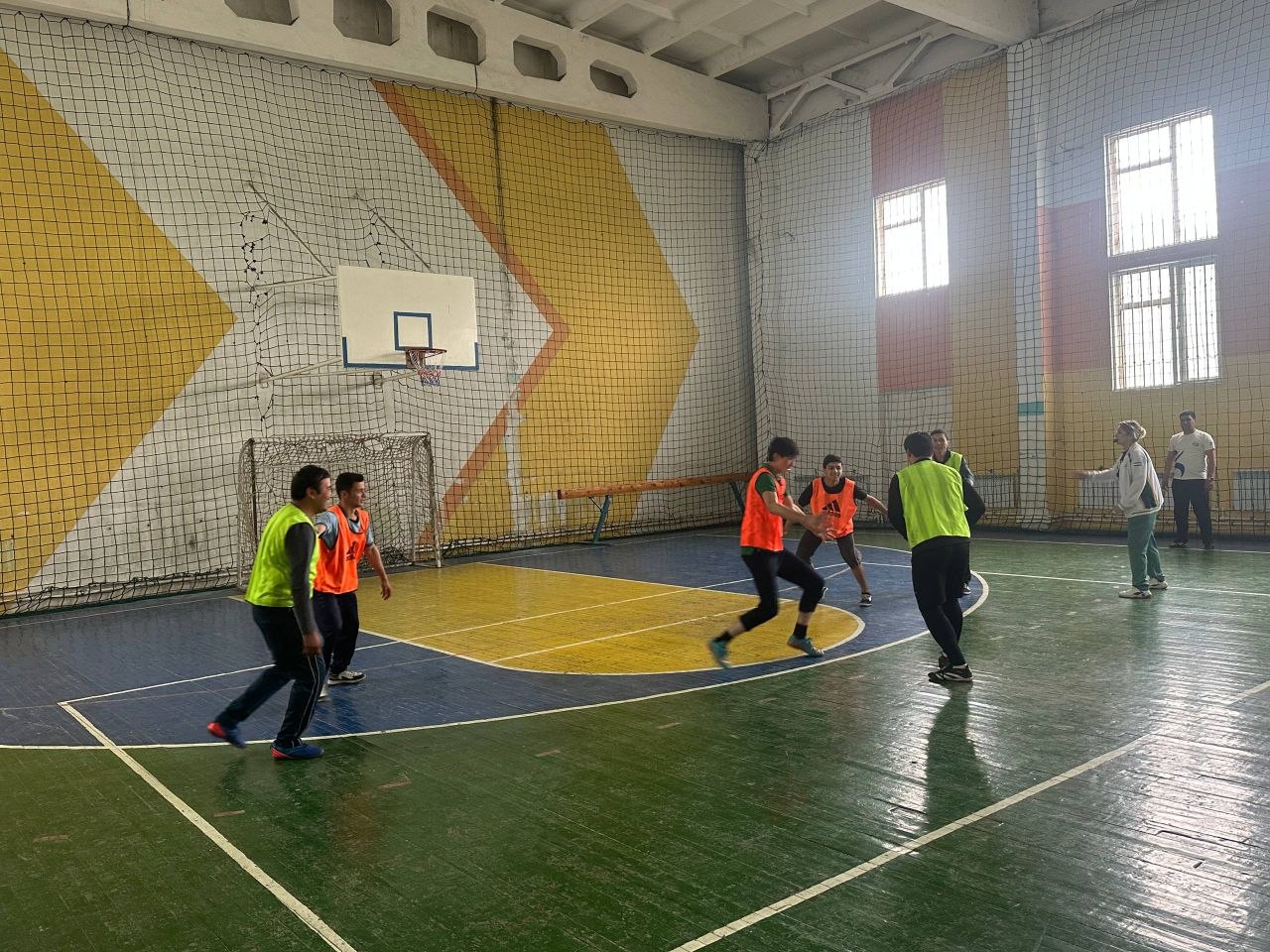 “Yangi O‘zbekiston – talabalar olimpiadasi” doirasida basketbol musobaqalari o‘tkazildi