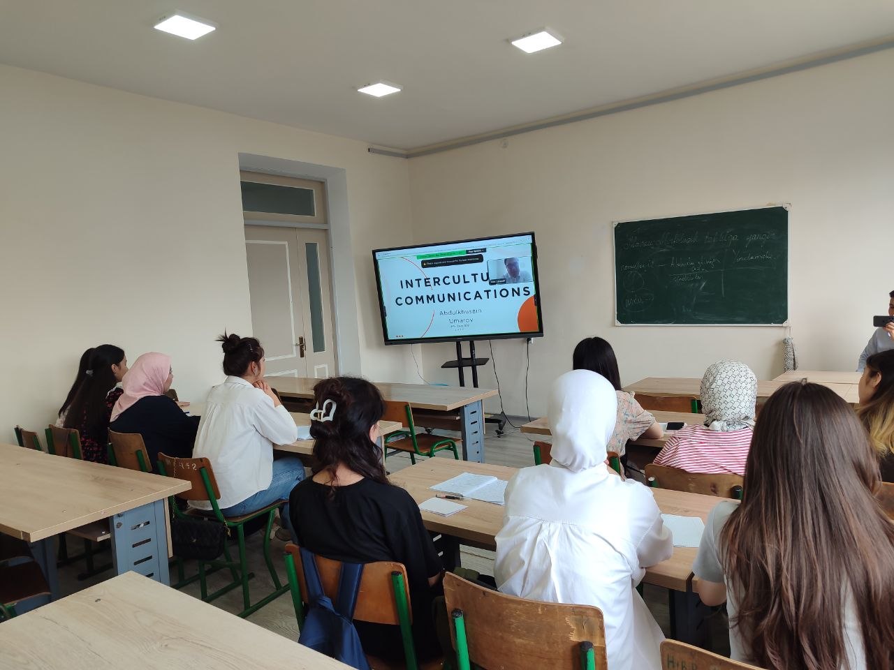 O'sh davlat universiteti professor-o‘qituvchisi Umarov Abdulhusayn Abdulhatovich tomonidan onlayn amaliy mashg‘ulot o‘tkazildi.