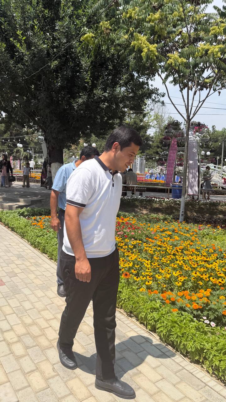 65-"Xalqaro gullar festivali"da Namangan davlat pedagogika instituti O'qitishning texnik vositalari bo'limi ham faol ishtirok etmoqda.