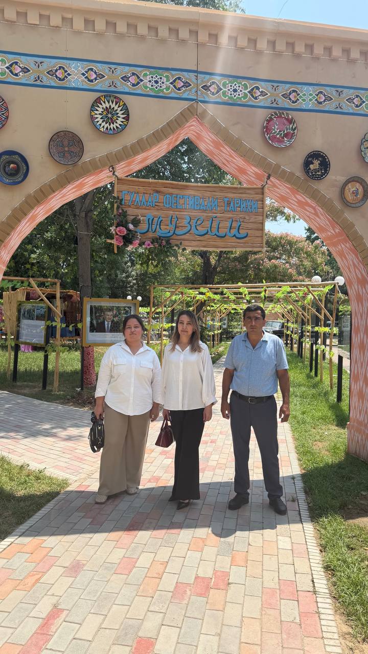 65-"Xalqaro gullar festivali"da Namangan davlat pedagogika instituti O'qitishning texnik vositalari bo'limi ham faol ishtirok etmoqda.