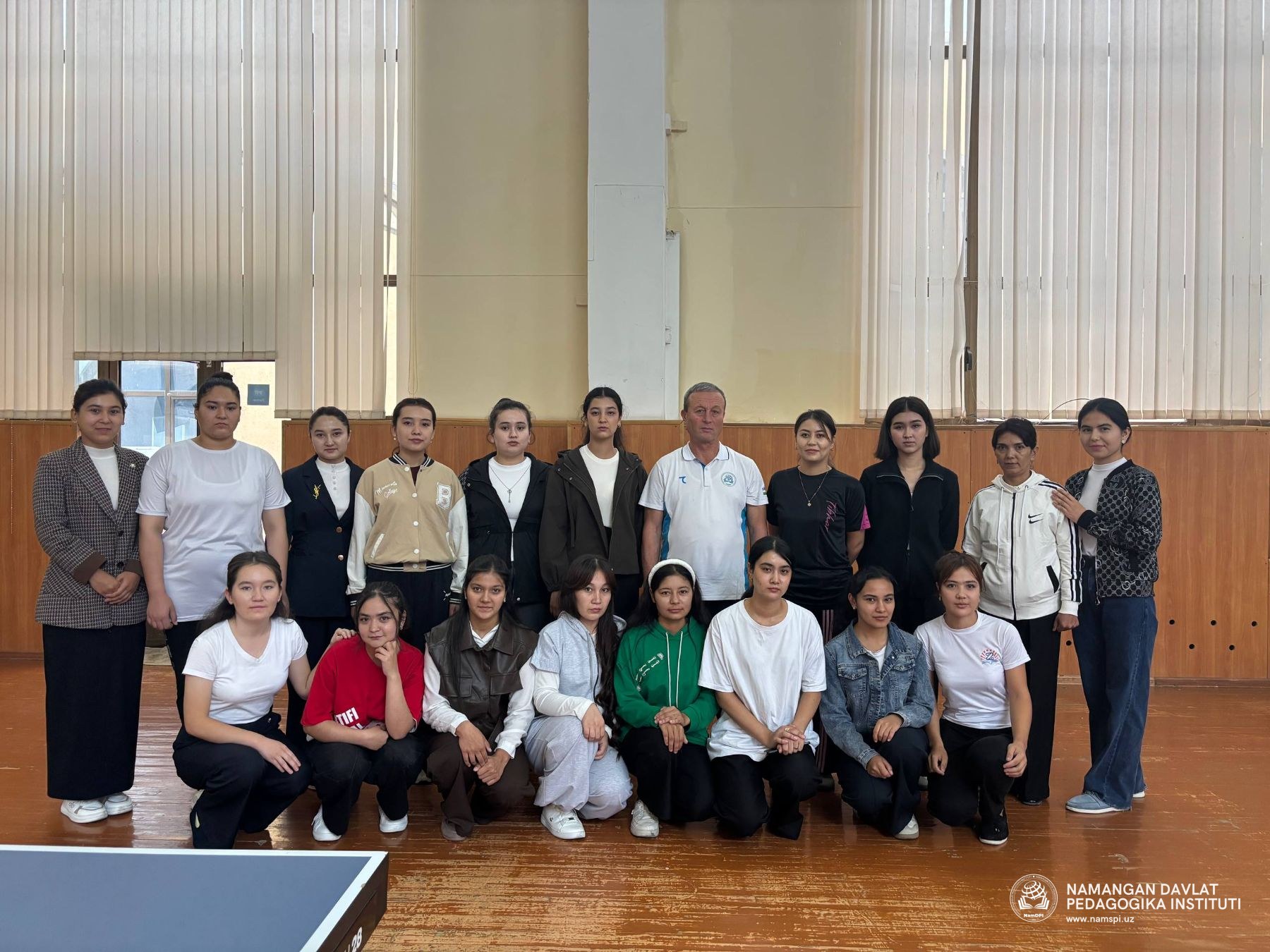 Institutda xotin-qizlar oʻrtasida stol tennisi musobaqasi oʻtkazildi.