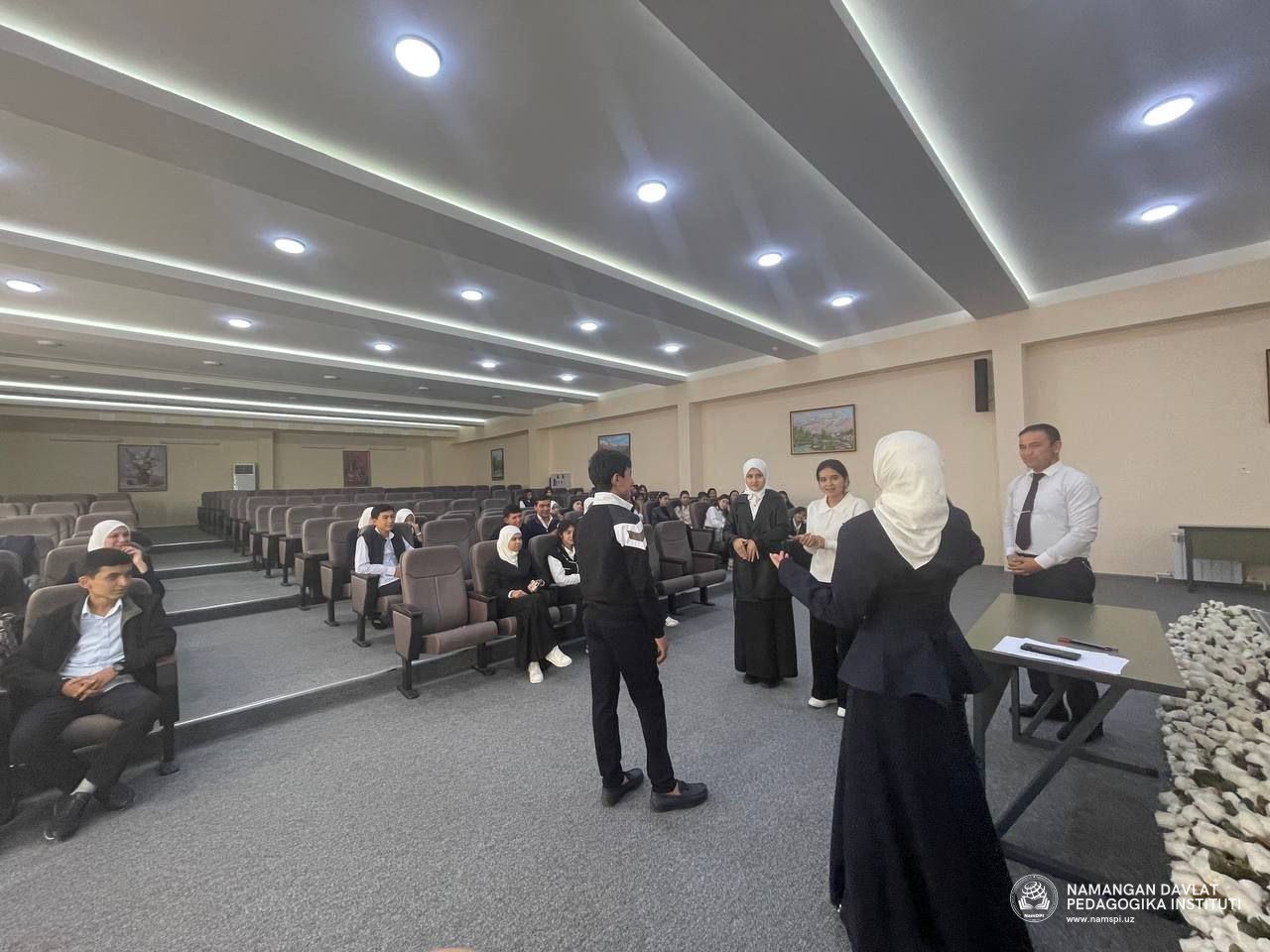 Namangan davlat pedagogika institutida “Hayot maktabi” dasturi doirasida maktab ōquvçilari uçun amaliy uçraşuv taşkil etildi
