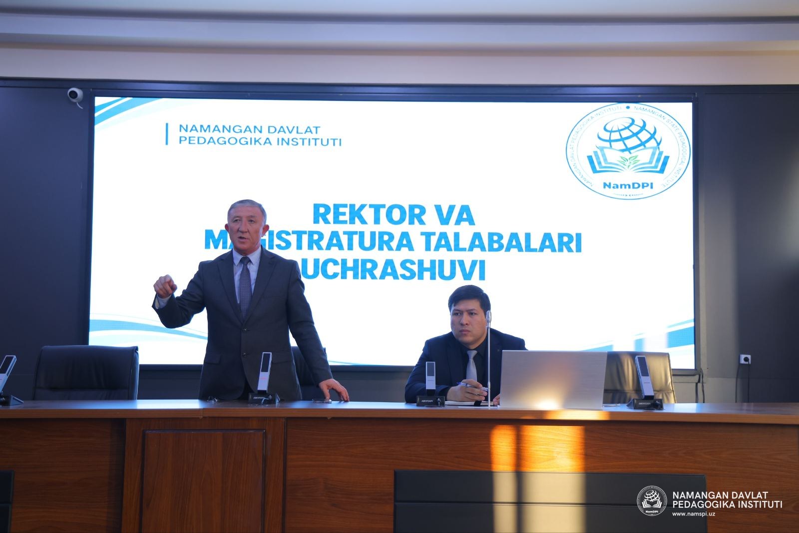 REKTOR VA MAGISTRATURA TALABALARI UCHRASHUVI BO‘LIB O‘TDI