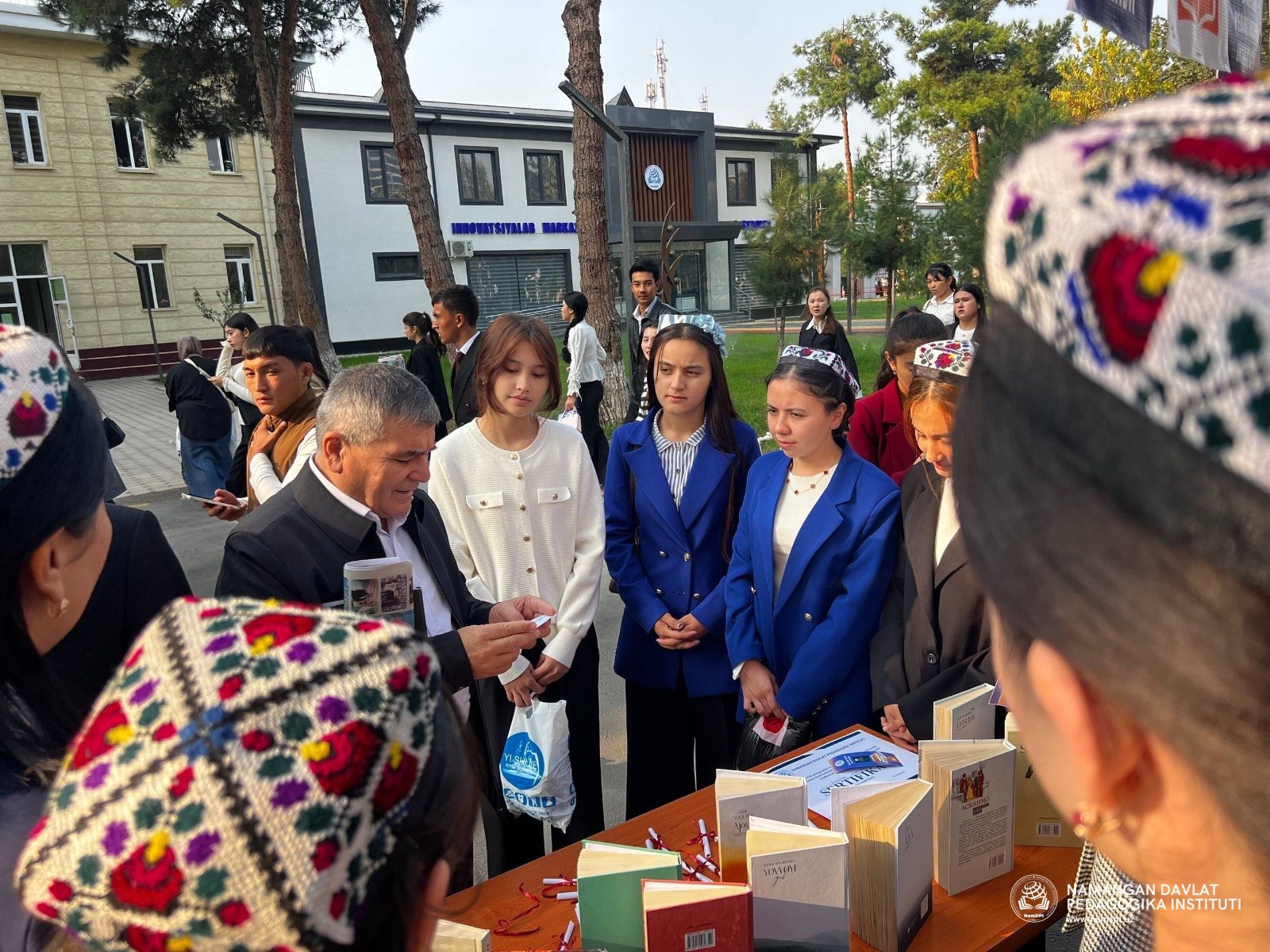 KITOB ULASHIB — BILIM VA MA’RIFAT SARI BIRGALIKDA!