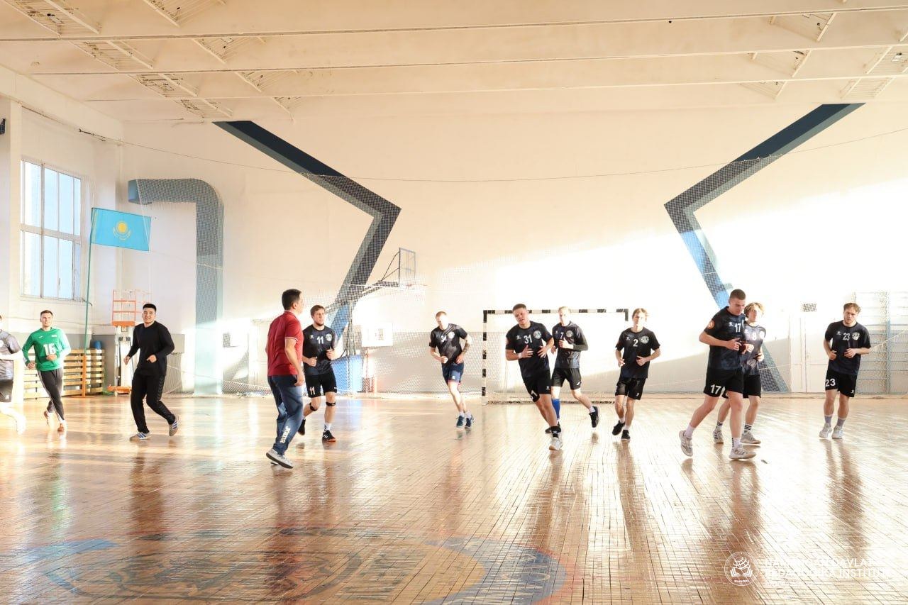 Zamonaviy yondashuv: Sport o‘yinlarini o‘qitishda raqamli va interaktiv usullardan foydalanish;