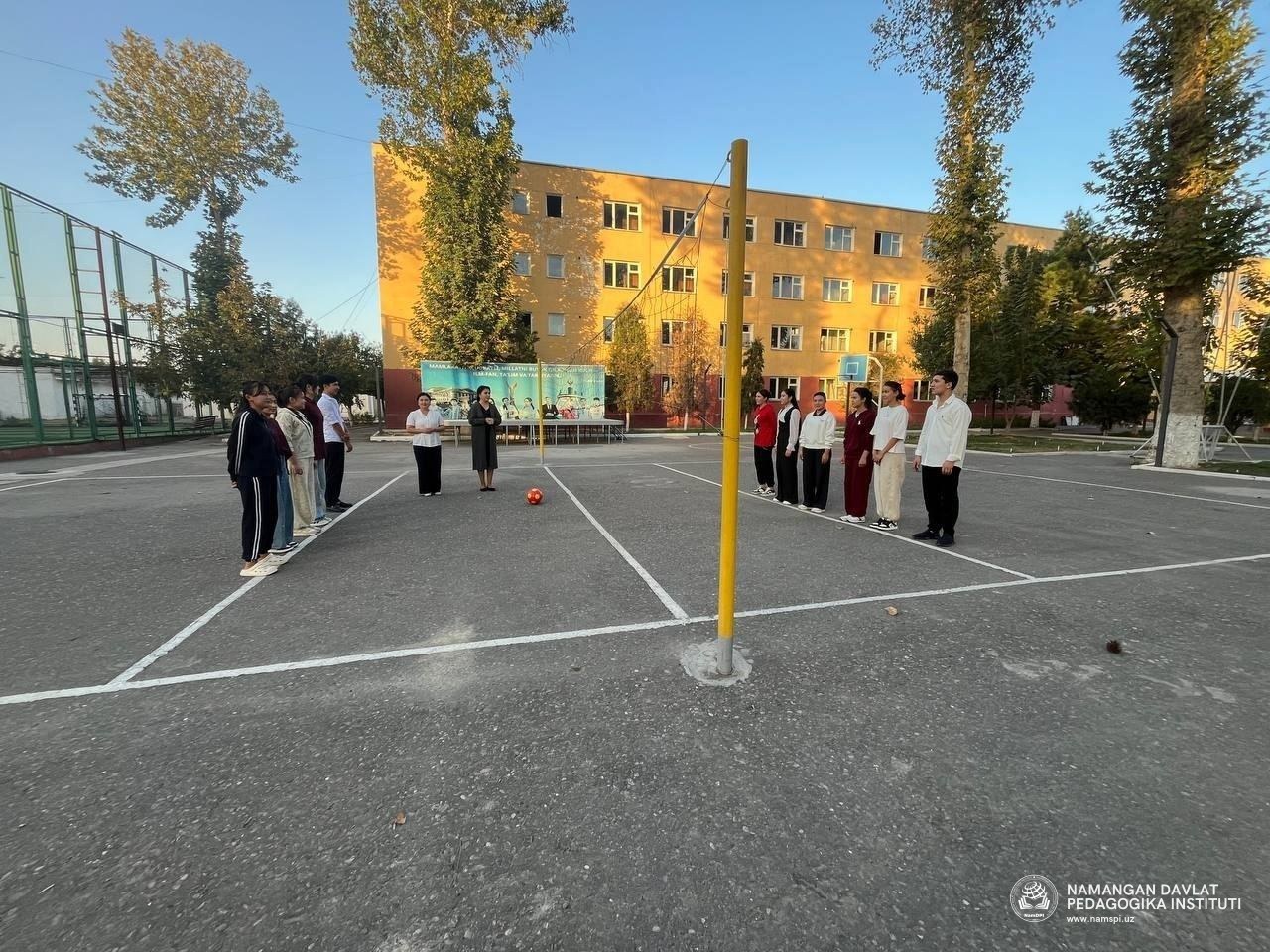 “BESH TASHABBUS” DOIRASIDA VOLEYBOL BO‘YICHA O‘RTOQLIK UCHRASHUVI O‘TKAZILDI