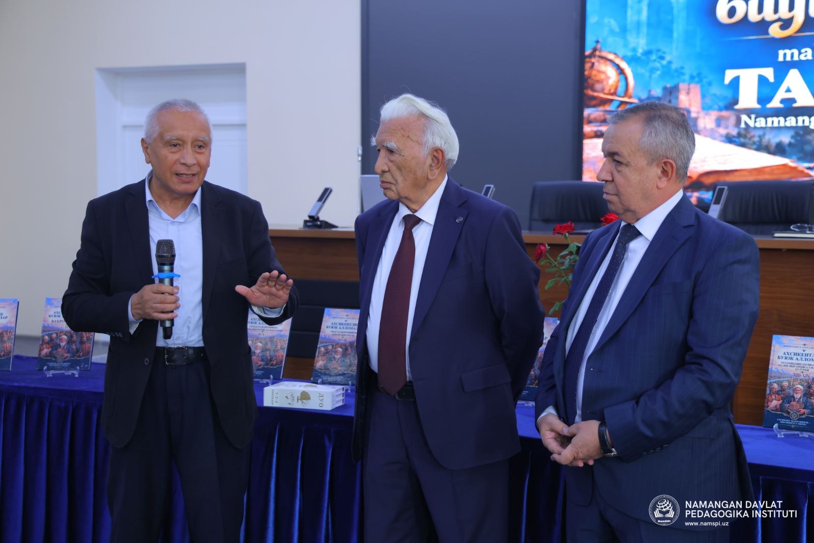 Bugun Namangan davlat pedagogika instituti Faollar zalida tibbiyot va tarix fanlari doktori, professor Mirmahmud Mirsaydullayevning “Axsikentlik buyuk allomalar” nomli ma’rifiy ontologiyasi taqdimoti bo‘lib o‘tdi.