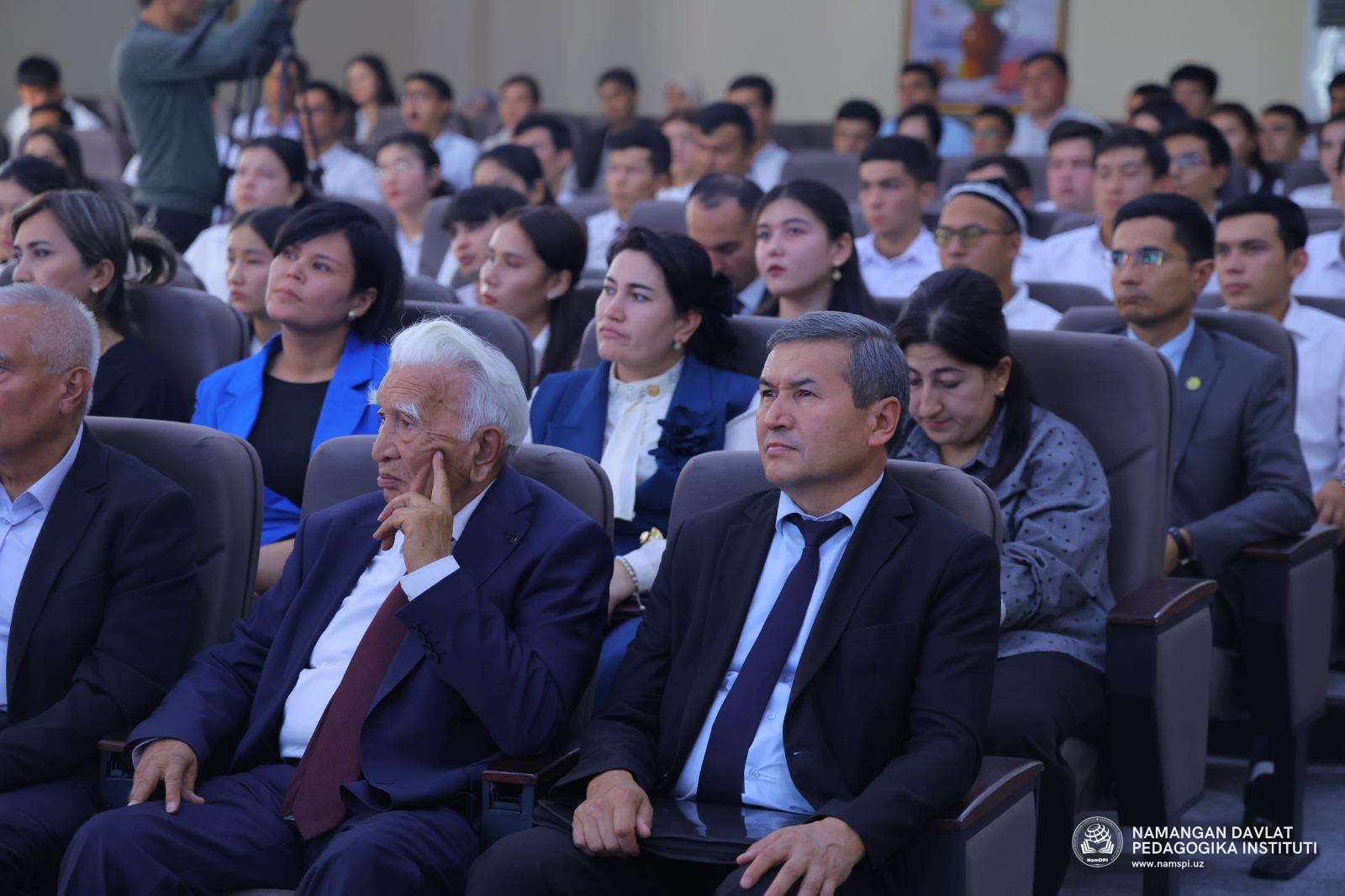 Bugun Namangan davlat pedagogika instituti Faollar zalida tibbiyot va tarix fanlari doktori, professor Mirmahmud Mirsaydullayevning “Axsikentlik buyuk allomalar” nomli ma’rifiy ontologiyasi taqdimoti bo‘lib o‘tdi.