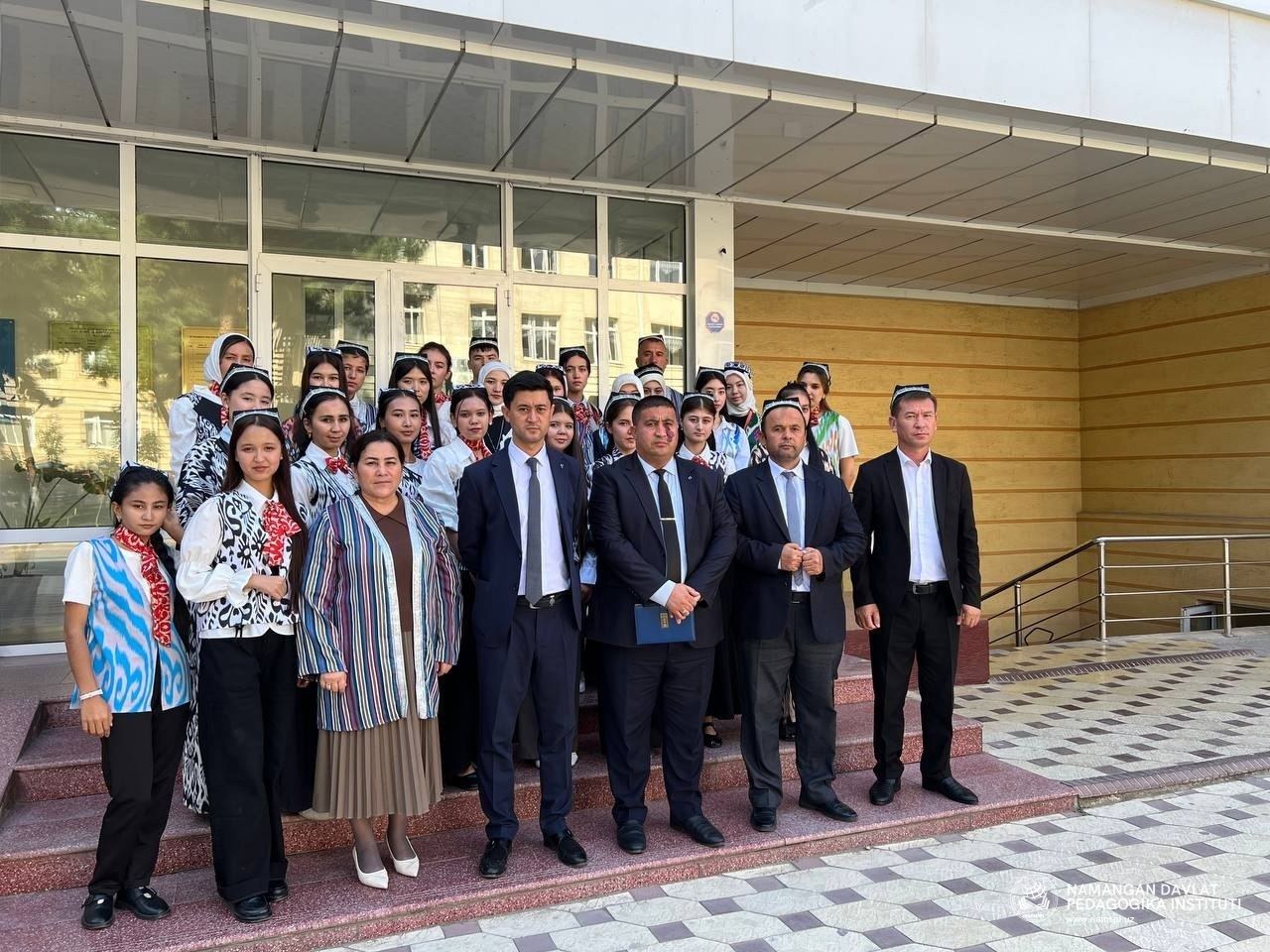 “MILLIY QADRIYATLAR” KUNIGA BAG‘ISHLANGAN TADBIR O‘TKAZILDI