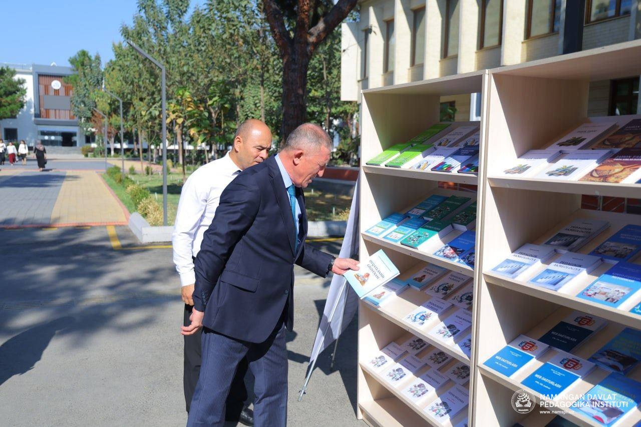 Institut axborot-resurs markazi fondi 780 dona yangi adabiyot bilan boyitildi