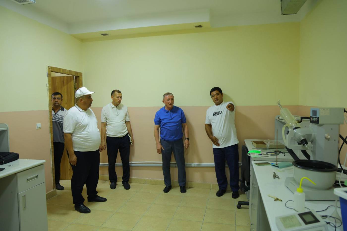 Yangi o‘quv yiliga tayyorgarlik holati ko‘zdan kechirildi