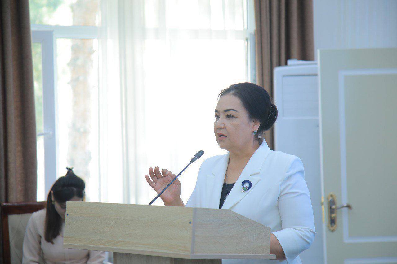 Art pedagogika kafedrasi tashabbusi bilan respublika anjumani boʻlib oʻtdi.