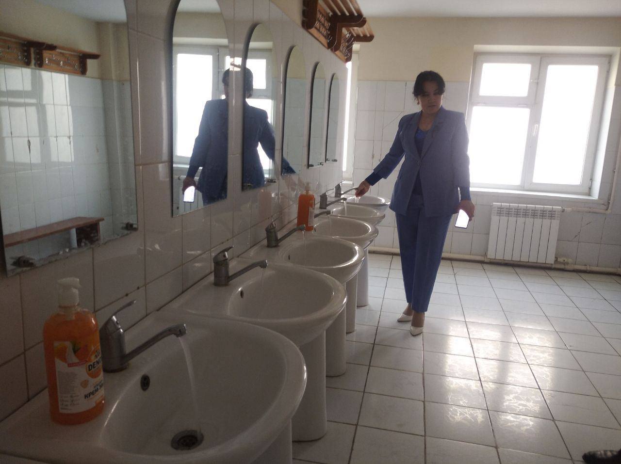 Namangan davlat pedagogika institutida “Toza qo‘llar” dasturi ijrosi o‘rganildi