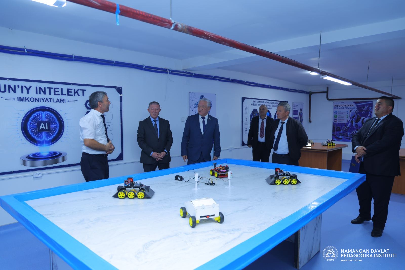 SENATOR O.MAMATKARIMOV INSTITUTDA YARATILGAN SHAROITLAR BILAN TANISHDI