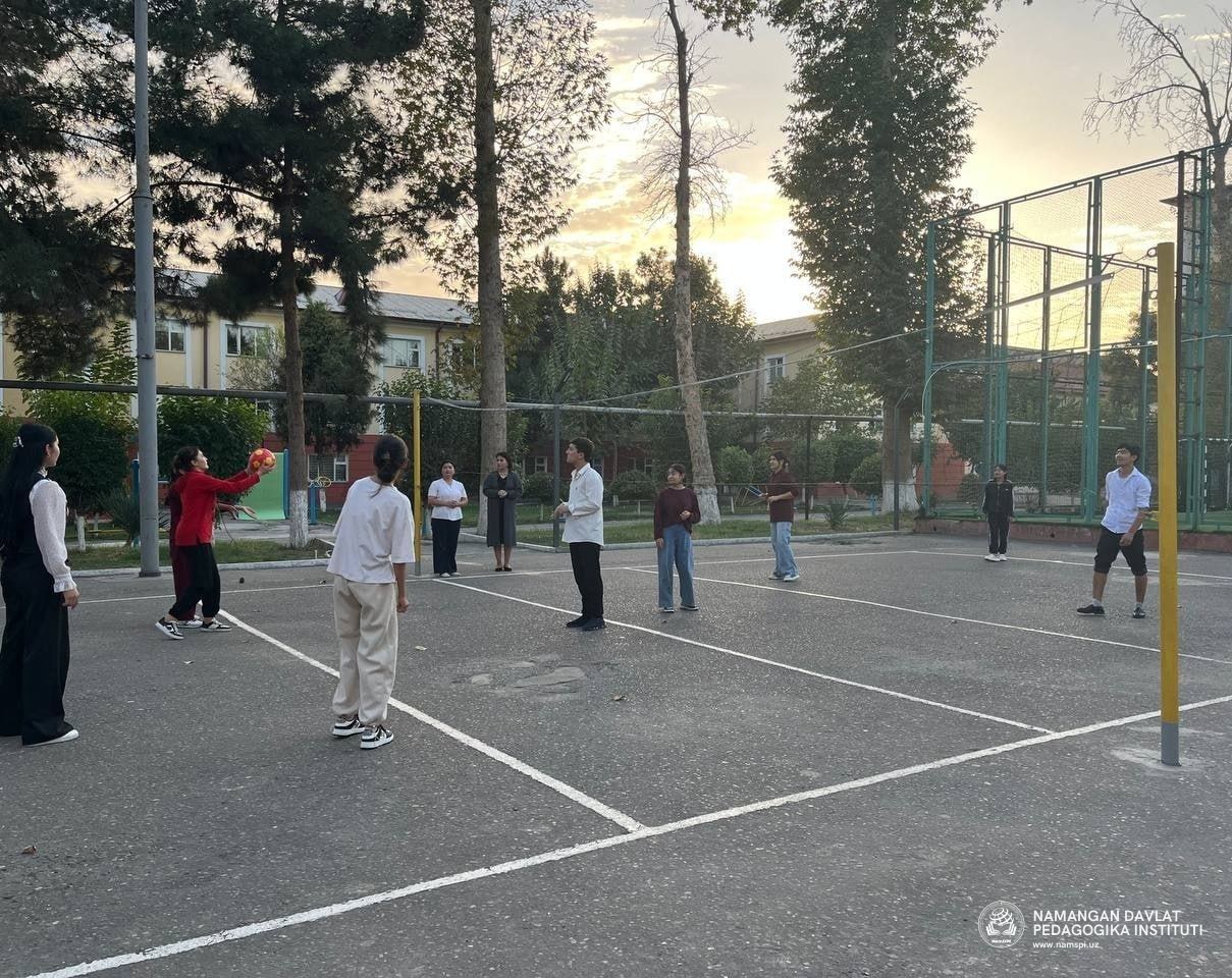“BESH TASHABBUS” DOIRASIDA VOLEYBOL BO‘YICHA O‘RTOQLIK UCHRASHUVI O‘TKAZILDI