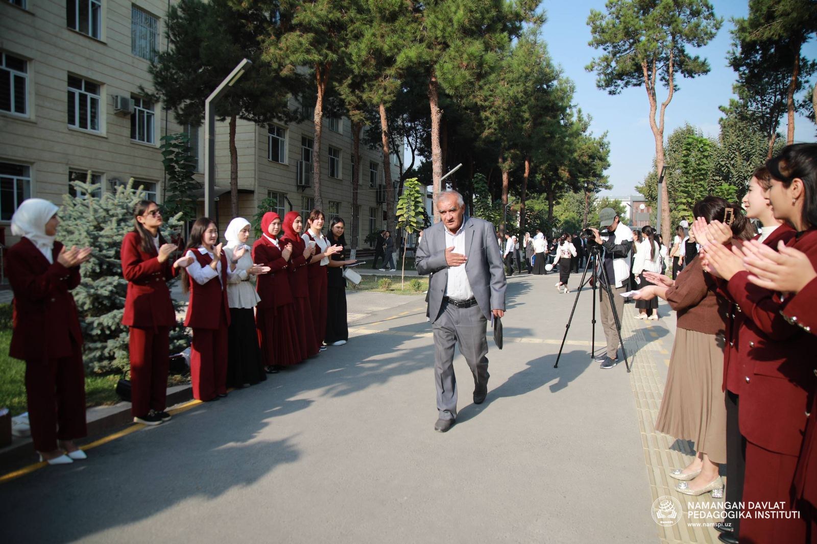 Ustozga ehtirom — tongdan boshlangan bayram