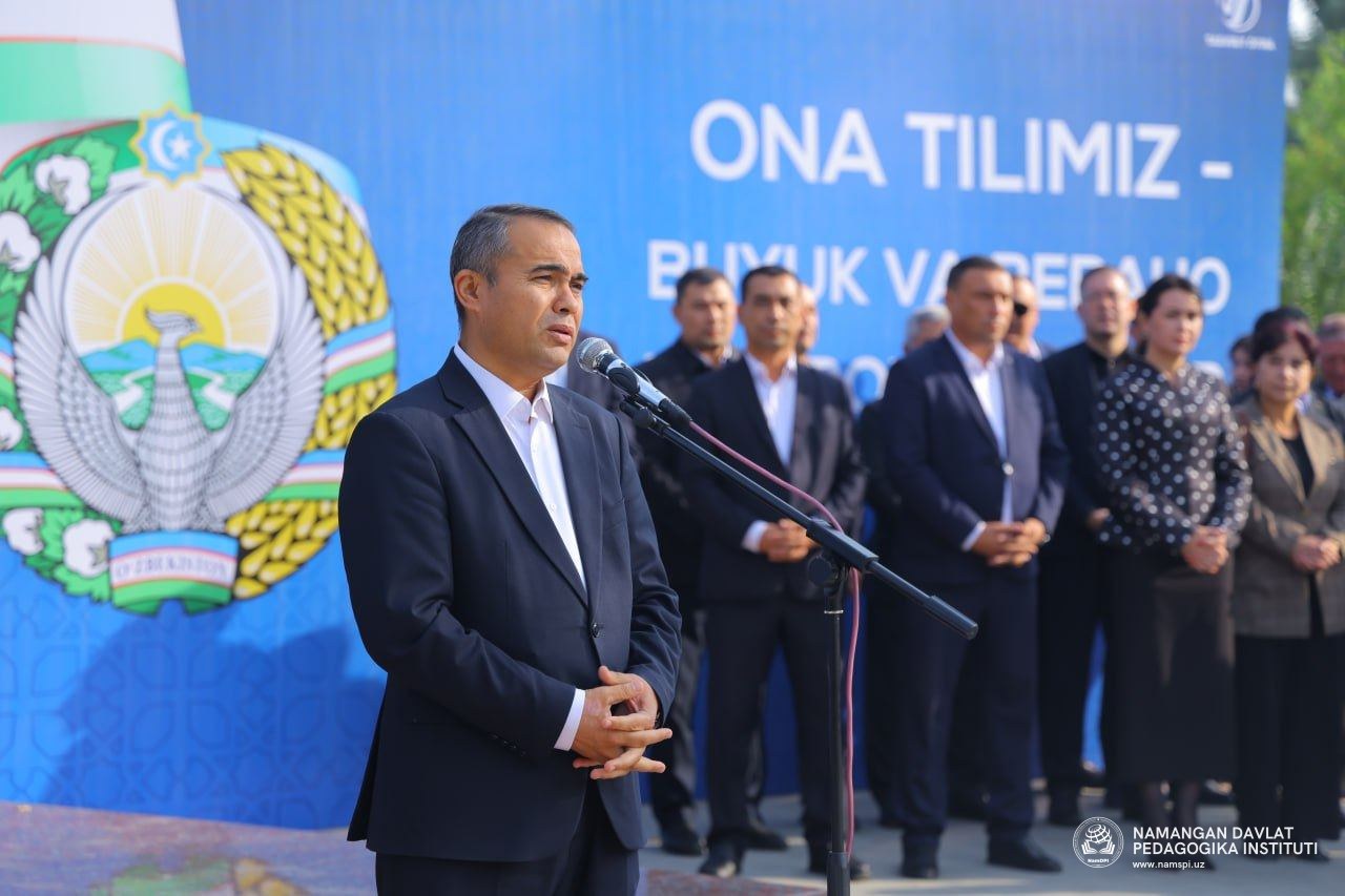 O‘zbek tiliga davlat tili maqomi berilgan kun Namanganda keng nishonlandi