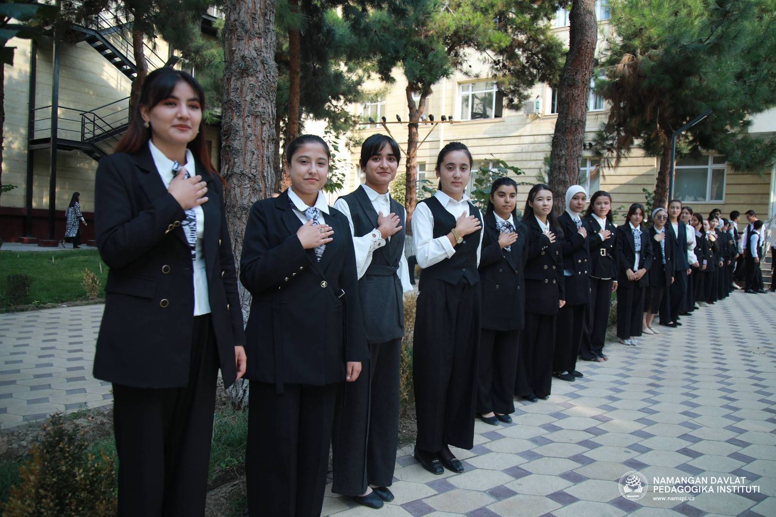 Ustozga ehtirom — tongdan boshlangan bayram