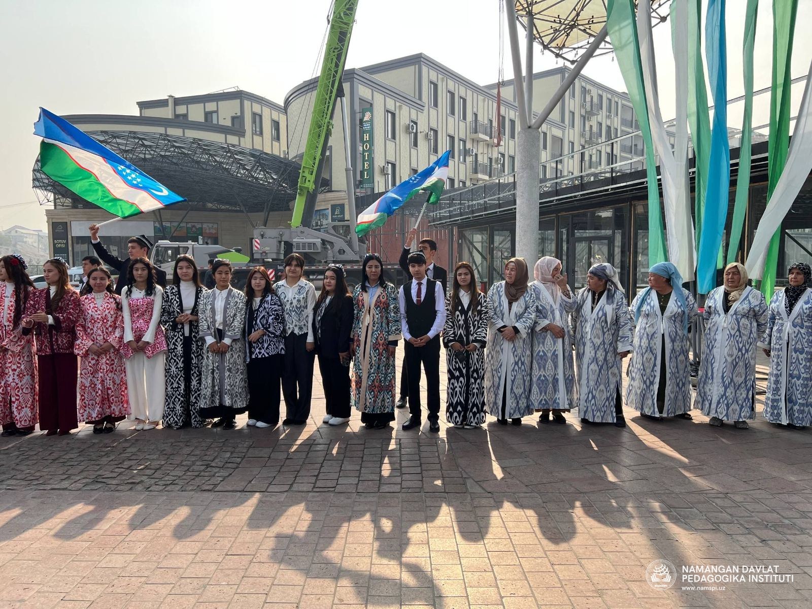 Şirin ğalabalar va yorqin taassurotlar: Turizm va mehmon­döstlik yöna­lişi talabalari Xalqaro V asal festivalida
