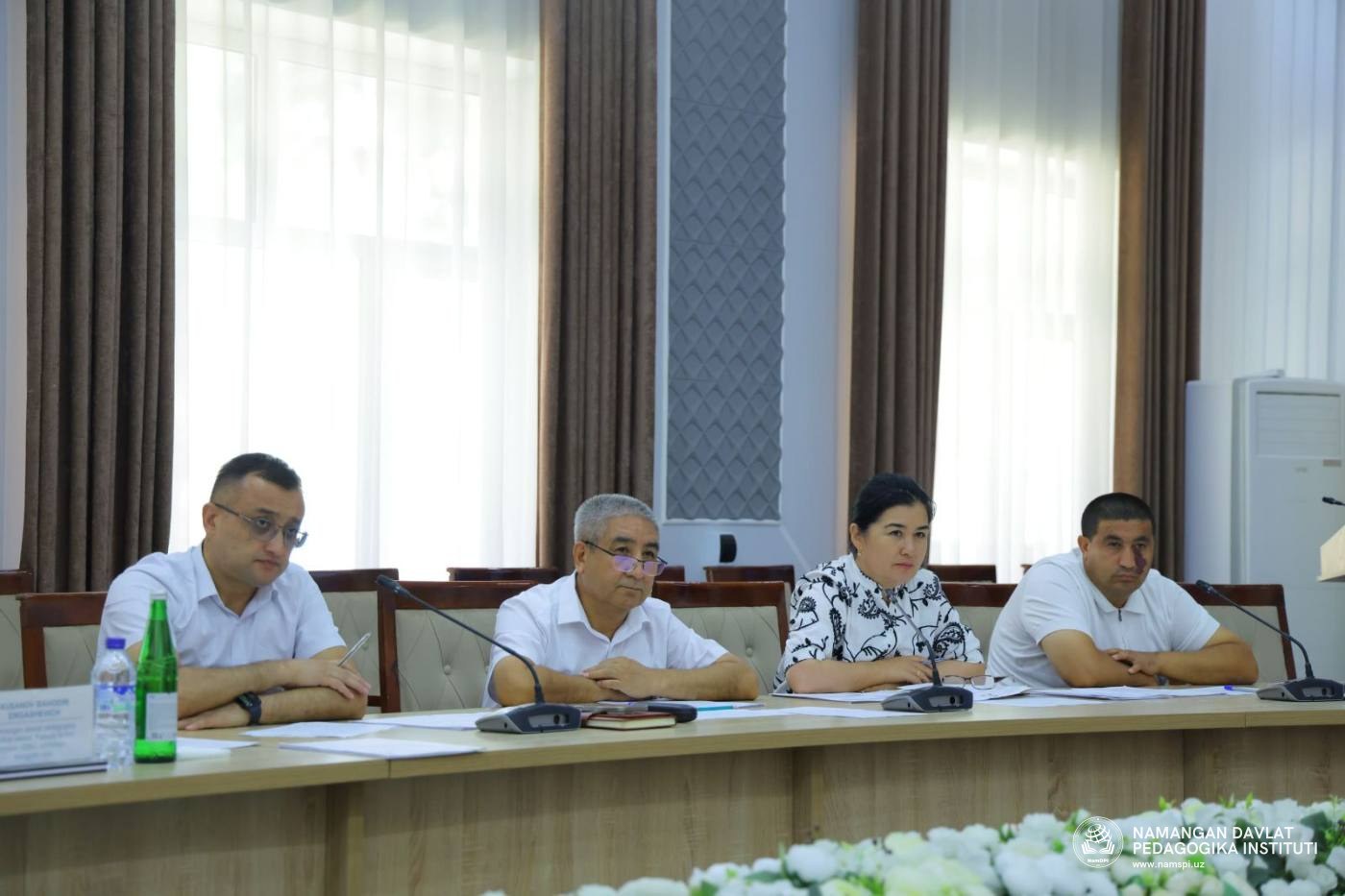 Institutga pedagog xodimlarni ishga qabul qilish bo‘yicha tanlovga qadar suhbat o‘tkazilmoqda