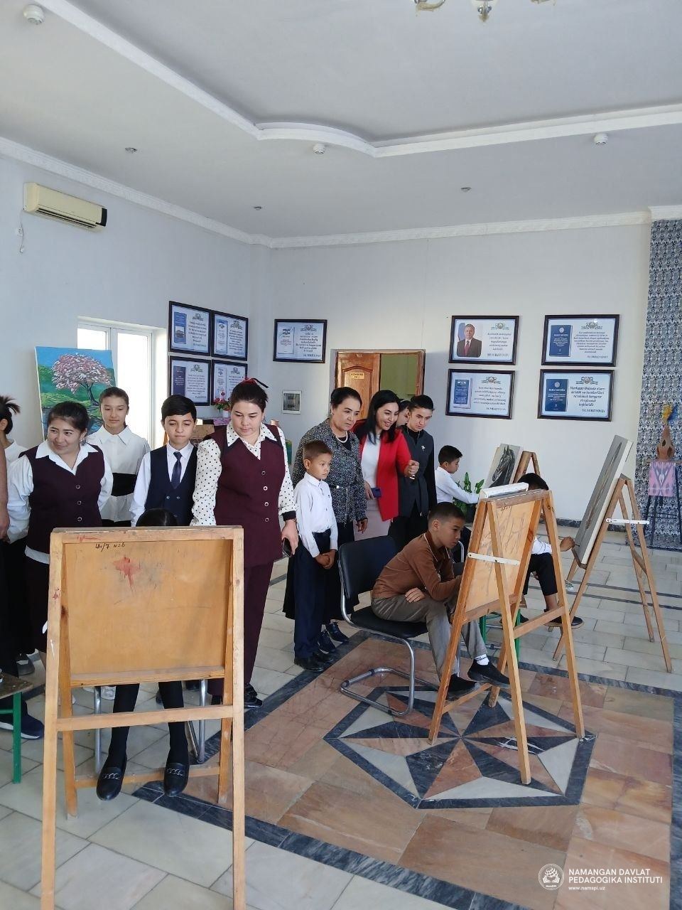 Chortoq tuman 14-sonli bolalar musiqa va san’at maktabida "Yoshlar kuni" munosabati bilan ilmiy-ijodiy tashrif