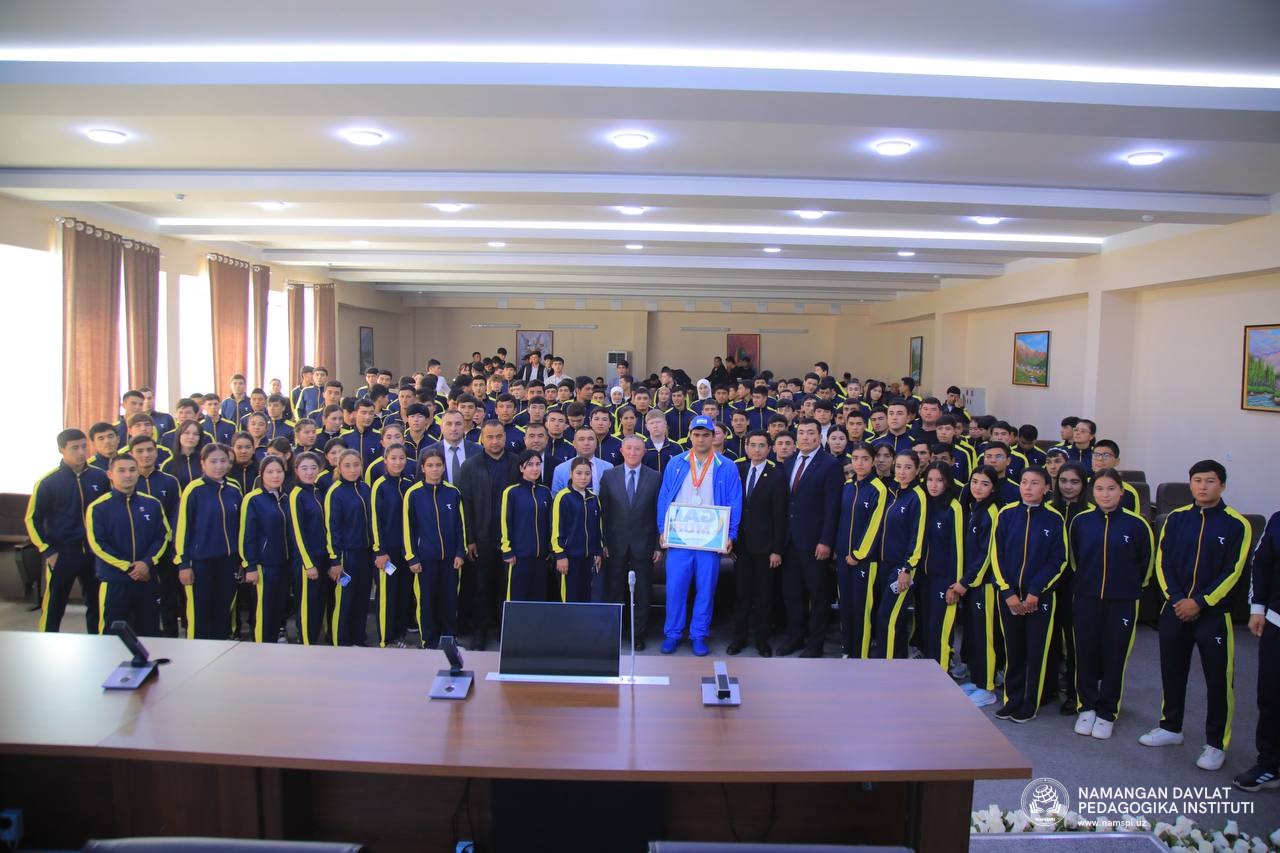 PARA OSIYO O‘YINLARI SOVRINDORI NAMANGAN DAVLAT PEDAGOGIKA INSTITUTIDA TANTANALI KUTIB OLINDI