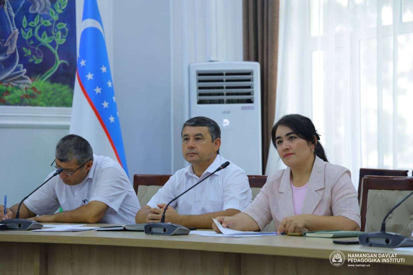 Institutga pedagog xodimlarni ishga qabul qilish bo‘yicha tanlovga qadar suhbat o‘tkazilmoqda