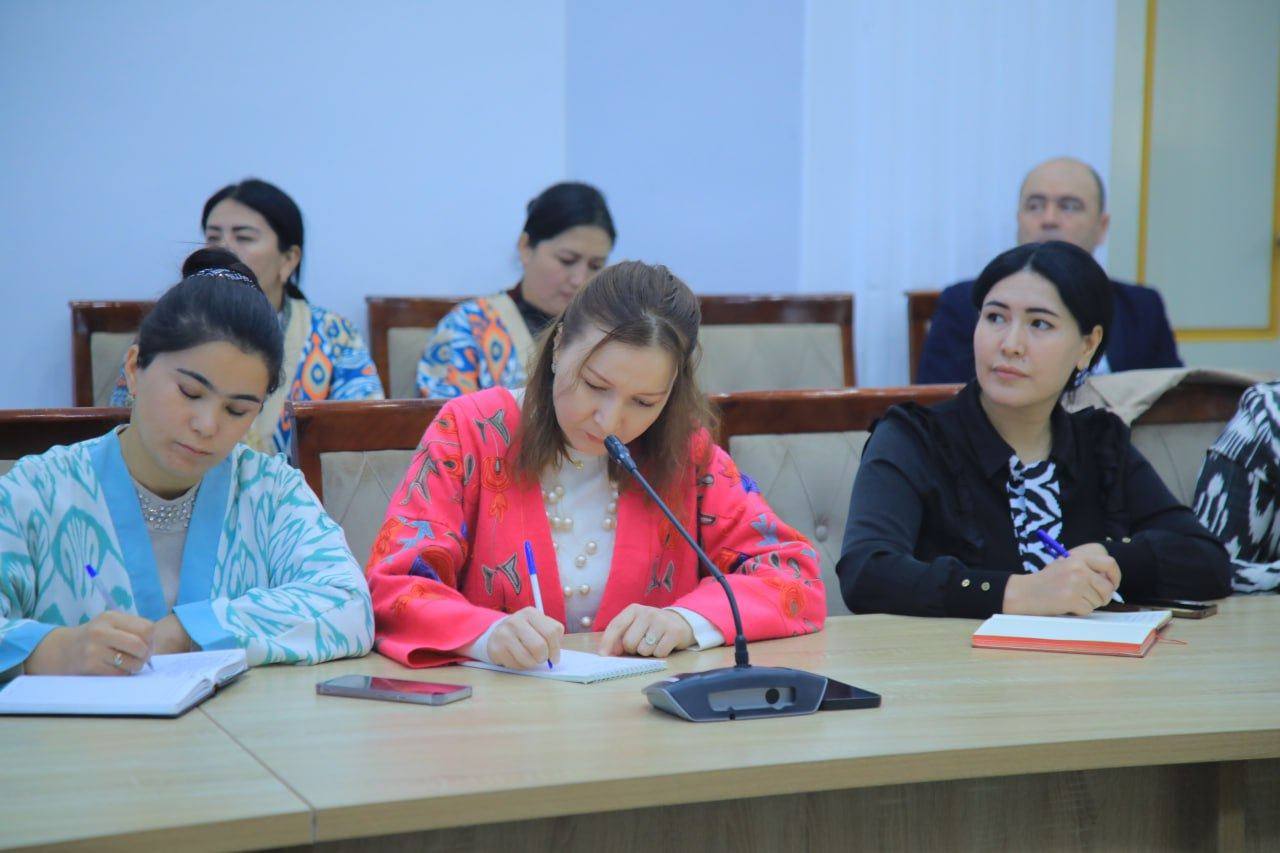 Namangan davlat pedagogika instituti rahbar va xodimlari hamda professor-oʻqituvchilari "Siyosiy-ma’rifat soati"ning navbatdagi sonida ishtirok etdi.