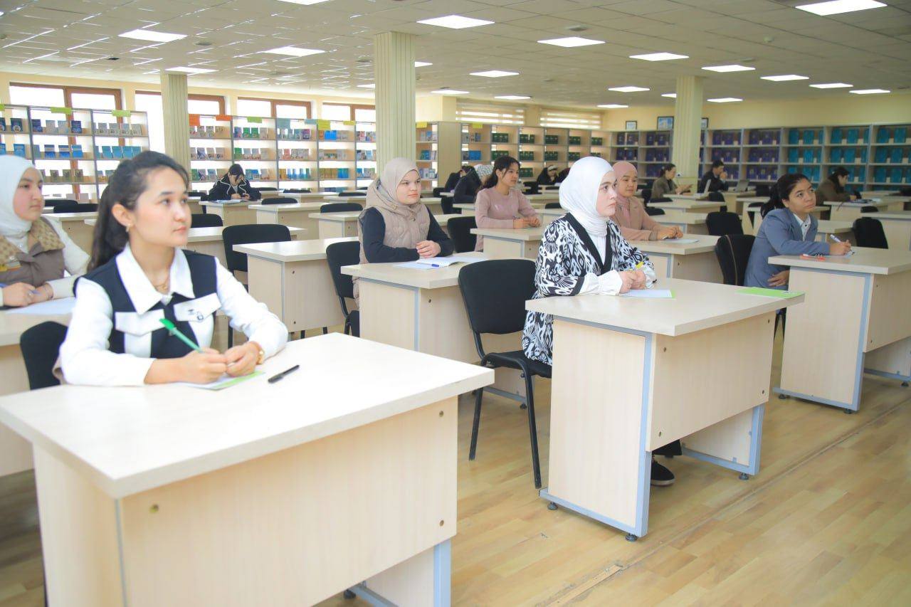“Yoshlar – giyohvandlikka qarshi” mavzusida  “Eng yaxshi insholar” tanlovi o'takazildi.