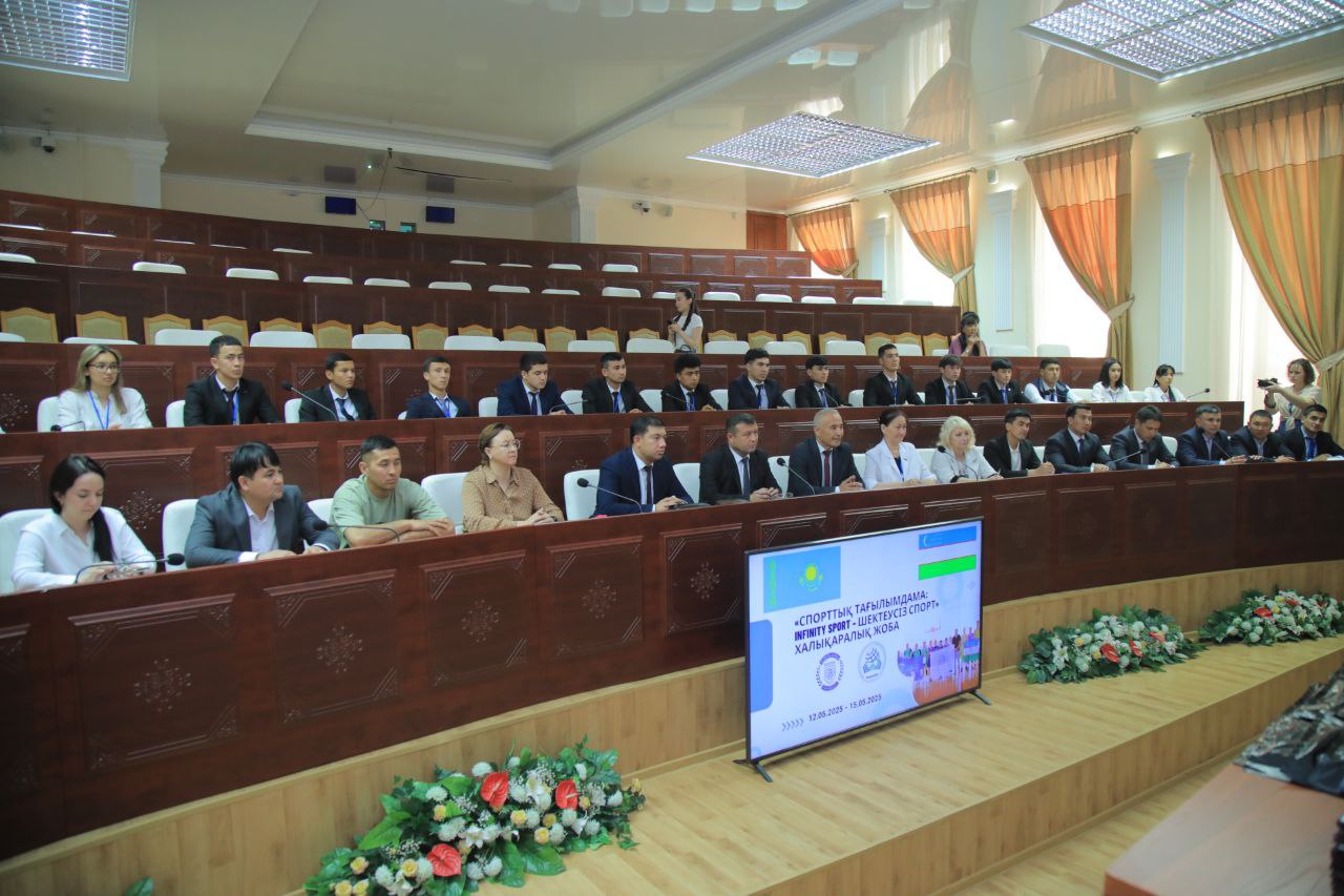 NamDPIning Qarag'anda davlat universitetidagi tashrifi yakunlandi