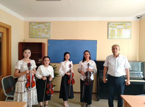 "Dolzarb 90 kunlik" loyihasi doirasida “Skripkachilar” to‘garagi tashkil etildi.