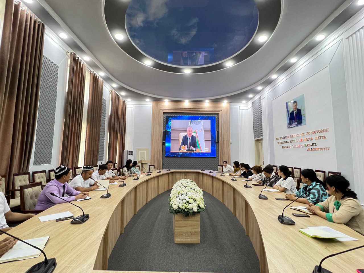 NamDPI rahbar va xodimlari hamda professor-oʻqituvchilari "Siyosiy-ma’rifat soati"da ishtirok etdi.