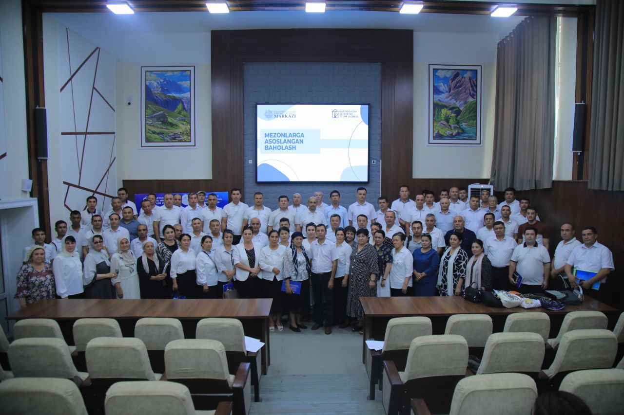 NamDPIda “Mezonlarga asoslangan baholash” mavzusidagi seminar-treninglar yakunlandi