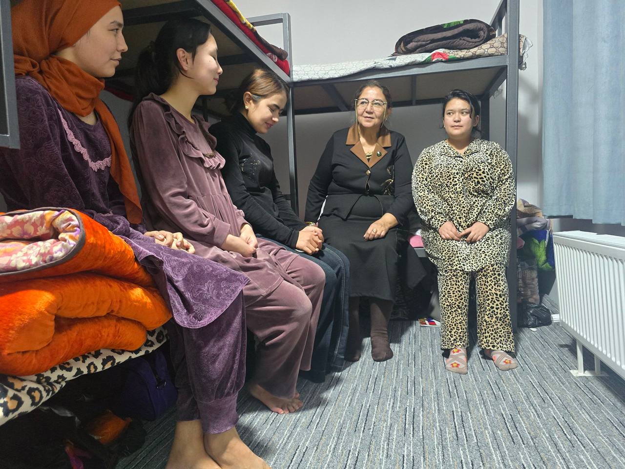 Talaba-qizlar yashash sharoitlari o‘rganildi