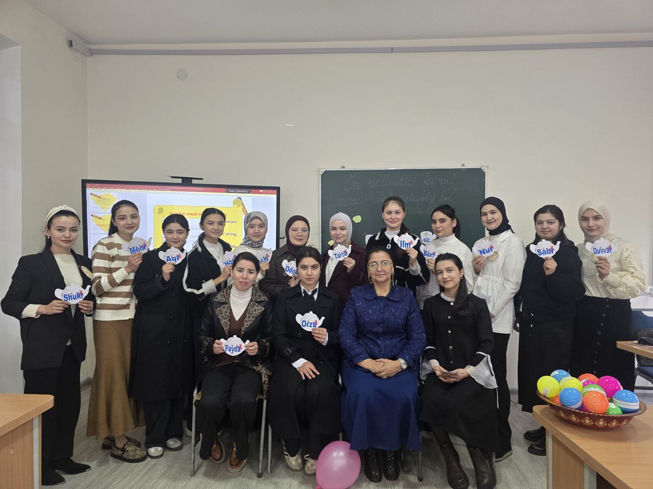 “O'zbek adabiy tili me'yorlari” mavzusida ochiq dars o‘tkazildi.