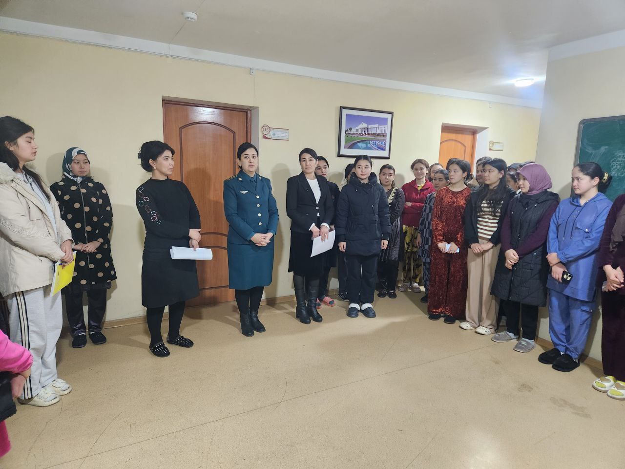 Talabalar turar joyiga tashrif