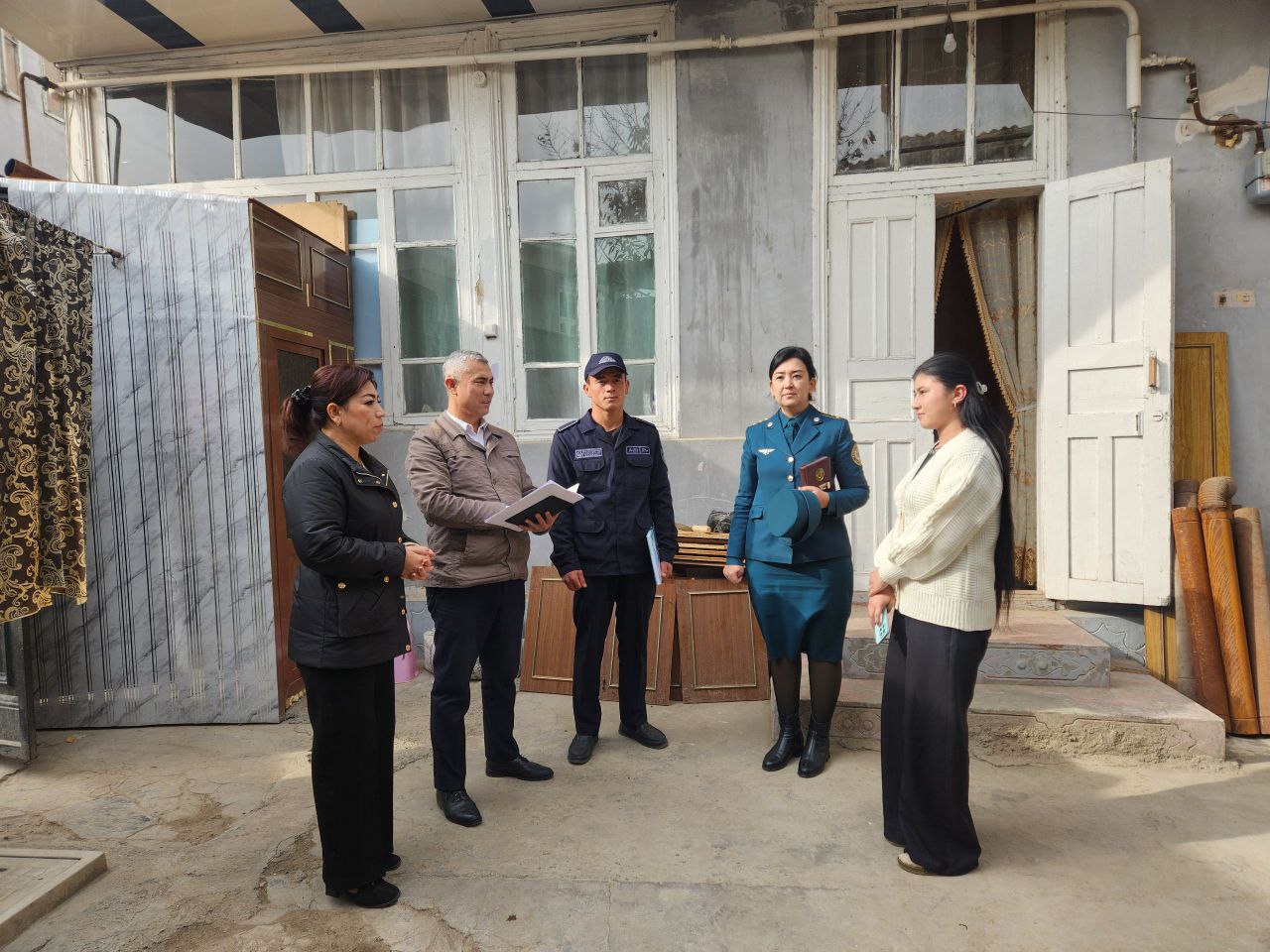 Namangan davlat pedagogika institutida Namangan viloyati Favqulodda vaziyatlar boshqarmasi hamkorligida yong‘in, chaqnash va is gazidan zaharlanishning oldini olish mavzulari yuzasidan profilaktik tadbir oʻtkazildi.