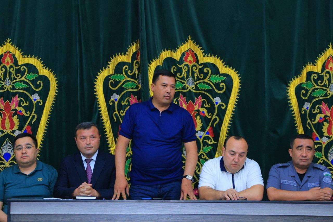 Chortoq tumani hokimligida Namangan davlat pedagogika institutini 2025–2026-o‘quv yilida tamomlayotgan bitiruvchi yoshlar bandligini ta’minlash masalasiga bag‘ishlangan uchrashuv tashkil etildi.