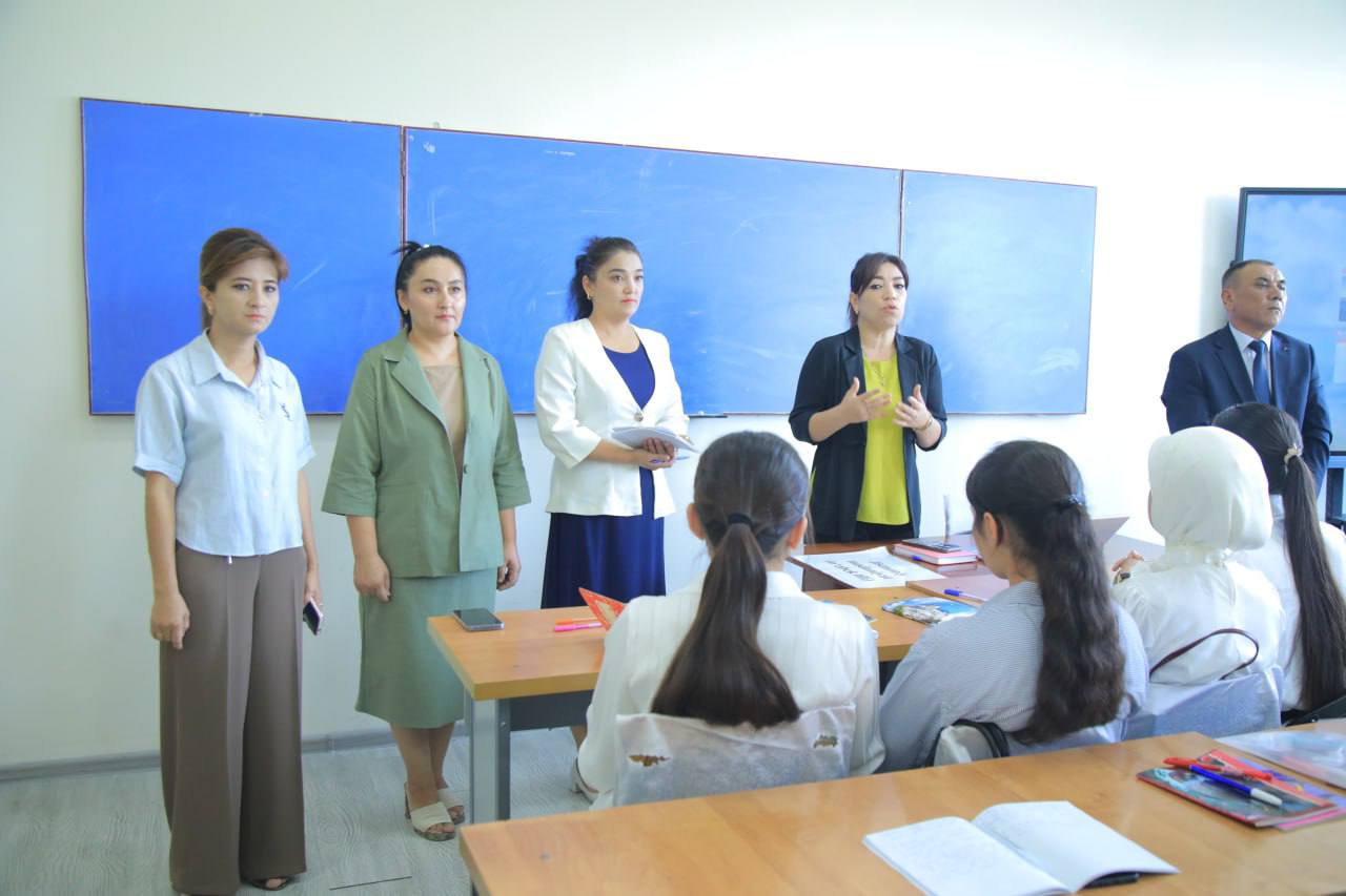 Ijtimoiy fanlar fakultetida talabalar bilan muloqot