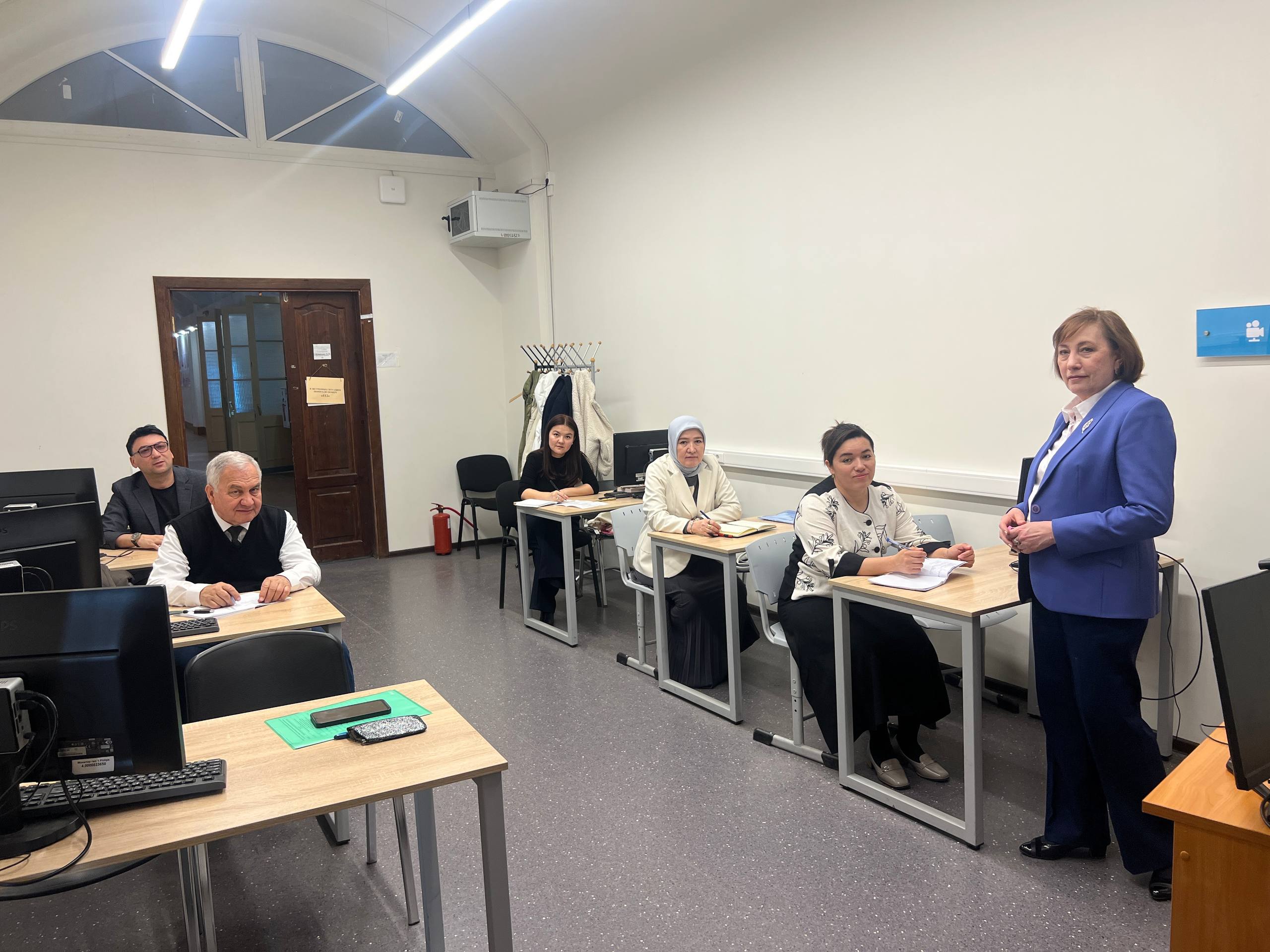 Xalqaro tajriba: ilmiy faoliyatga yo’naltirilgan pedagogika asoslari