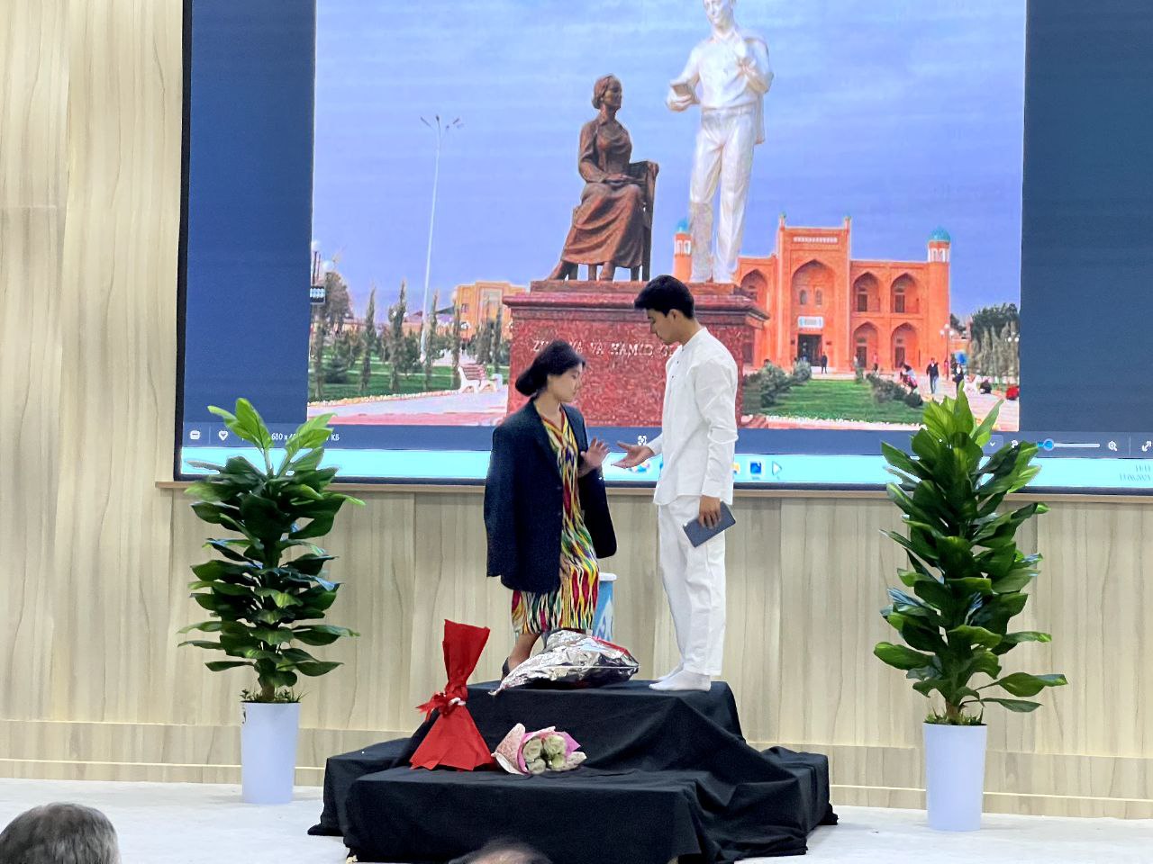 NamDPI "Ziyo" jamoasi "Maʼrifat maydoni" sahnasida